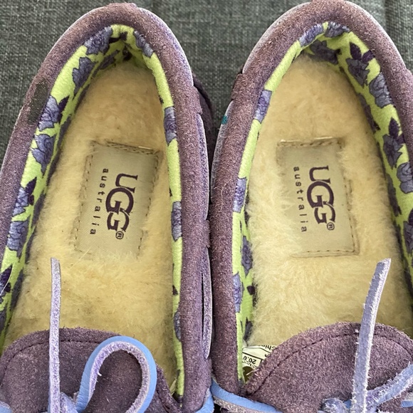 Ugg Australia Girls Sz 1 Purple Leather Lined Mocassin Slippers - Picture 6 of 16